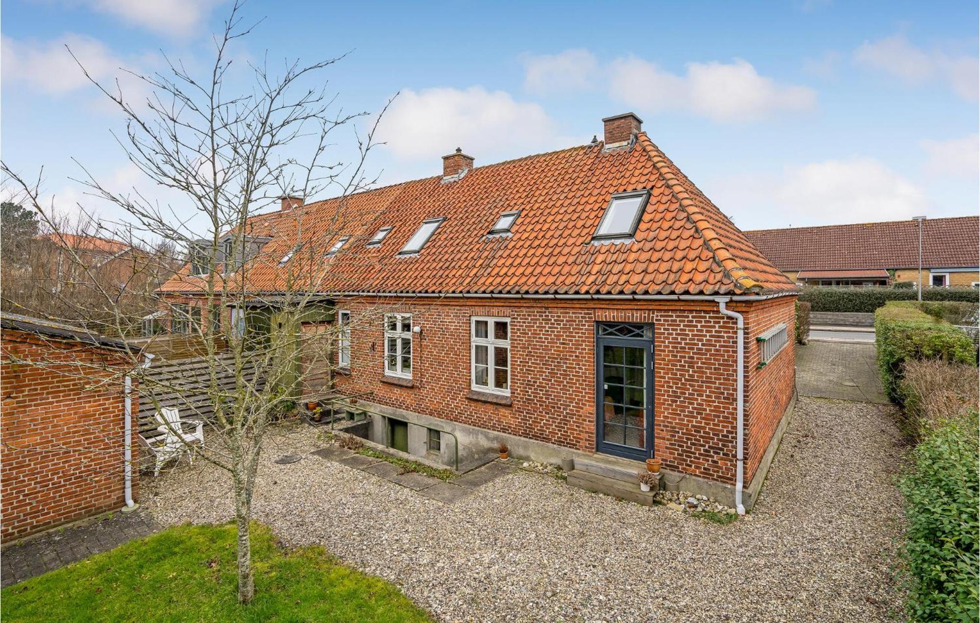 Lovely Home In Sonderborg With Kitchen Εξωτερικό φωτογραφία